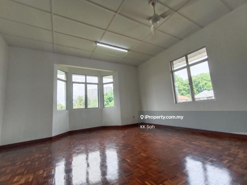 Bungalow House for Rent in Taman Tasik Semenyih, Semenyih by KK Sah - iProperty.com.my