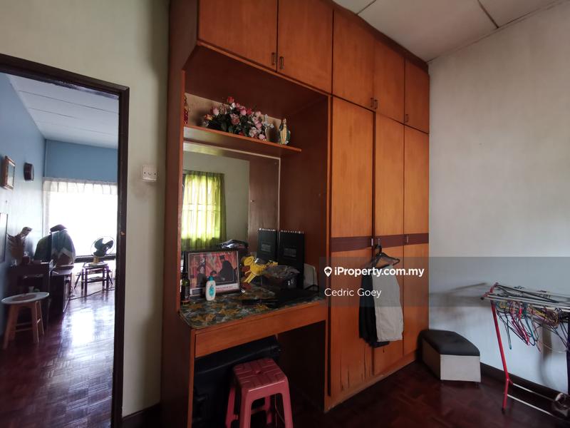 Bungalow House for Sale in Bukit Indah, Jalan Klang Lama (Old Klang Road) by Cedric Goey - iProperty.com.my