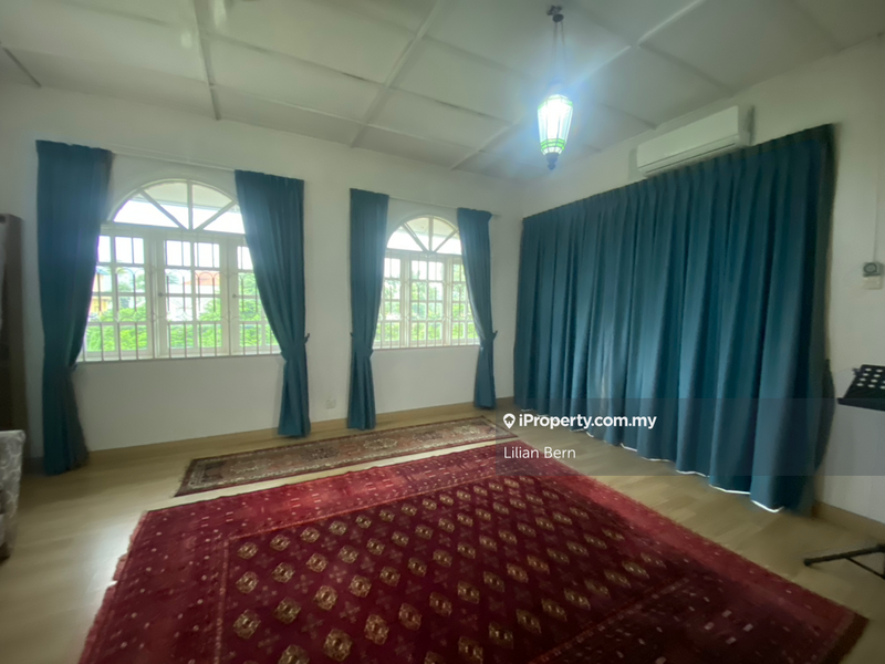Bungalow House for Sale in Jalan SS12, Subang Jaya by Lilian Bern - iProperty.com.my