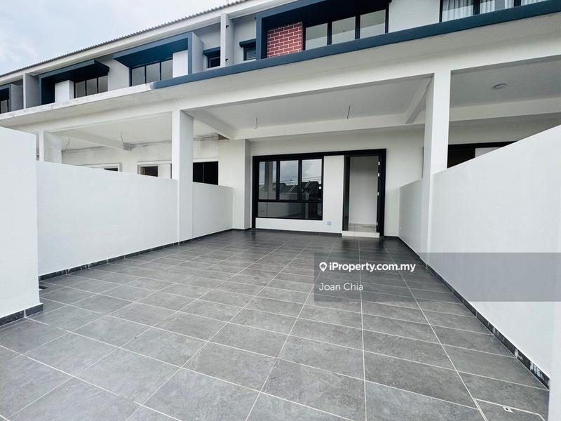 Rumah Teres 2-Tingkat untuk Dijual di Austin Crest, Johor Bahru oleh Joan Chia - iProperty.com.my