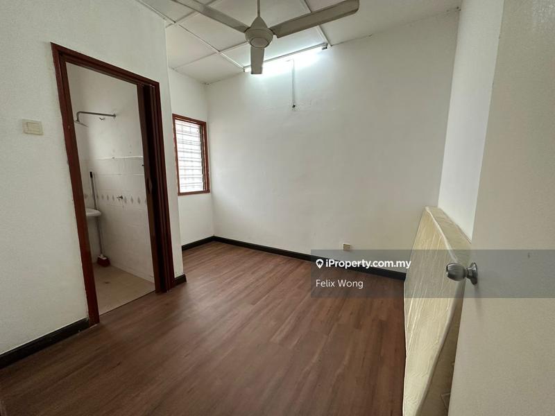Rumah Teres 2-Tingkat untuk Dijual di Bandar Puchong Utama, Puchong oleh Felix Wong - iProperty.com.my