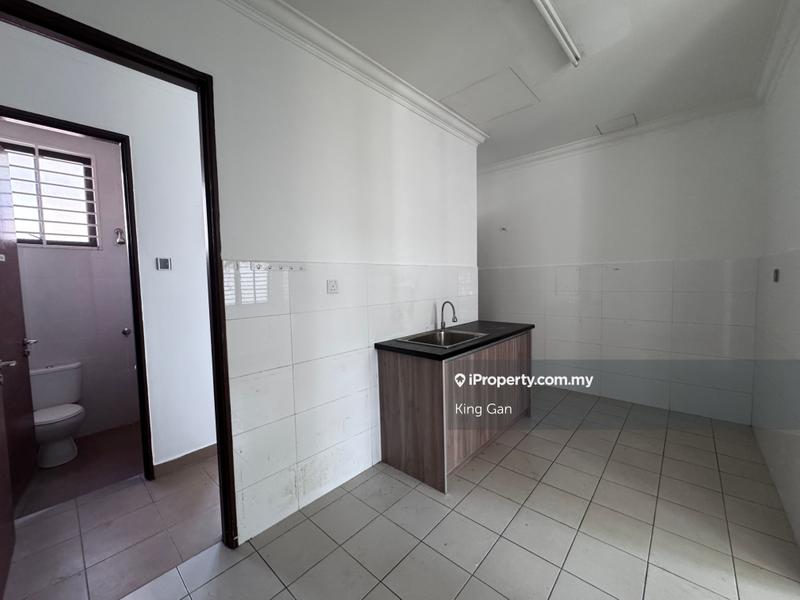 Rumah Berkembar untuk Dijual di Bandar Kinrara Seksyen 6, Bandar Kinrara oleh King Gan - iProperty.com.my