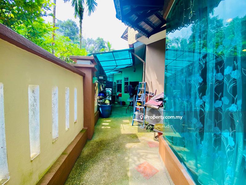 2.5-storey Terraced House for Sale in Laman Oakleaf, Ampang by Amrul Jamaludin - iProperty.com.my