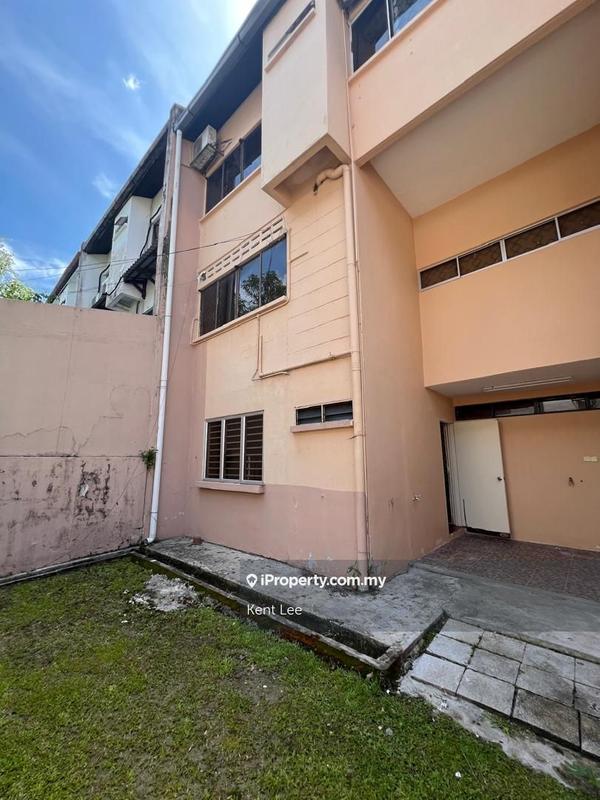 Rumah Berangkai 3 Tingkat untuk Dijual di 6rf8u, Ampang oleh Kent Lee - iProperty.com.my