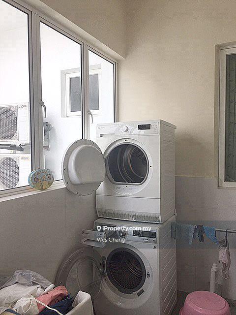 Kondominium untuk Dijual di Surian Residences oleh Wes Chang - iProperty.com.my