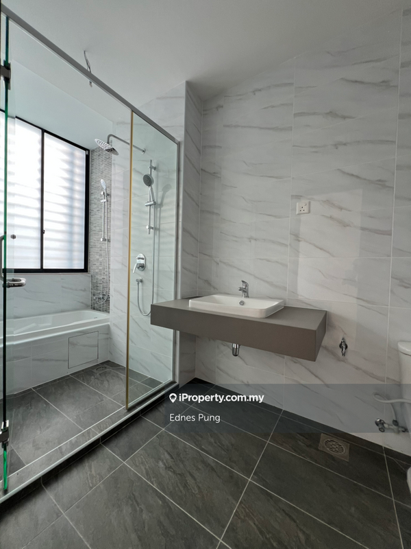 Rumah Berangkai 2.5 Tingkat untuk Dijual di TAMAN PUCHONG UTAMA, Puchong oleh Ednes Pung - iProperty.com.my