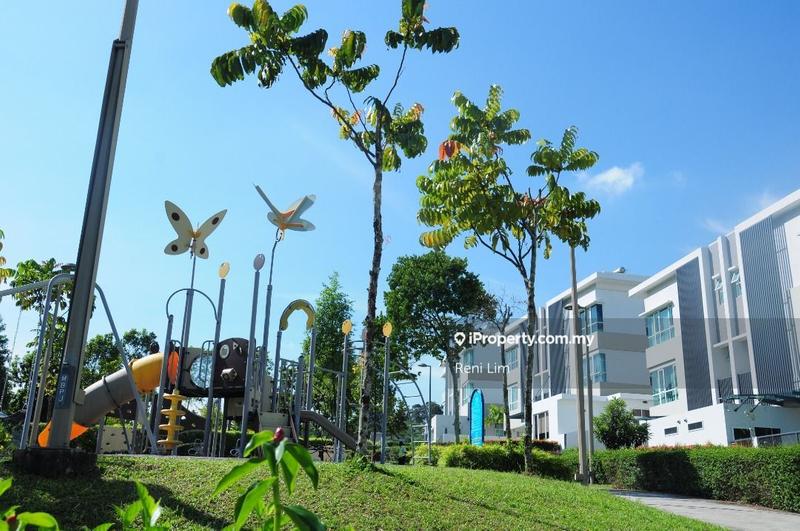 Rumah Berkembar untuk Dijual di Rafflesia, Damansara Perdana, Petaling Jaya, PJ, Damansara Perdana oleh Reni Lim - iProperty.com.my