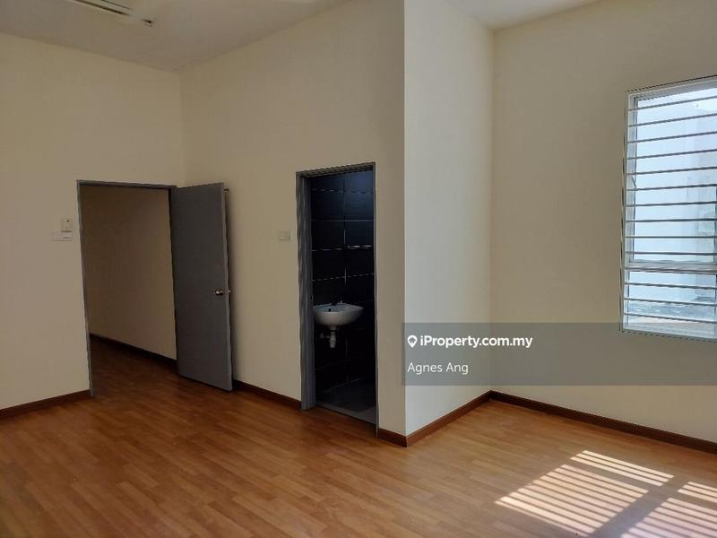 Cluster House for Sale in Canary garden, Klang by Agnes Ang - iProperty.com.my