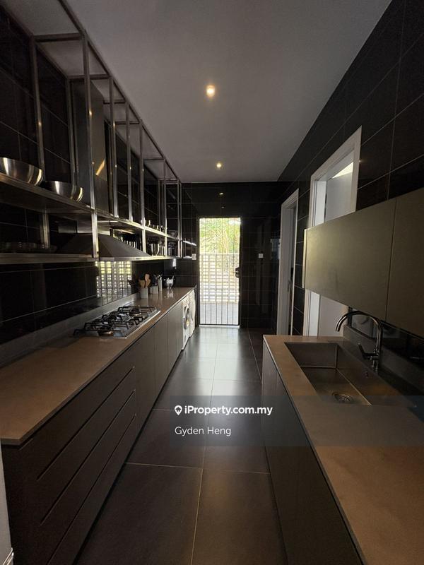 Bungalow House for Sale in Leisure Farm, Gelang Patah by Gyden Heng - iProperty.com.my