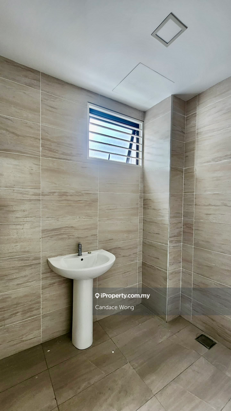 Rumah Berkembar untuk Dijual di Taman Villa Perdana, Kajang oleh Candace Wong - iProperty.com.my