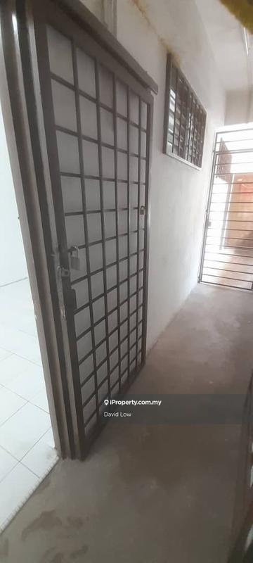 Rumah Pangsa untuk Dijual di Taman Orkid Desa oleh David Low - iProperty.com.my
