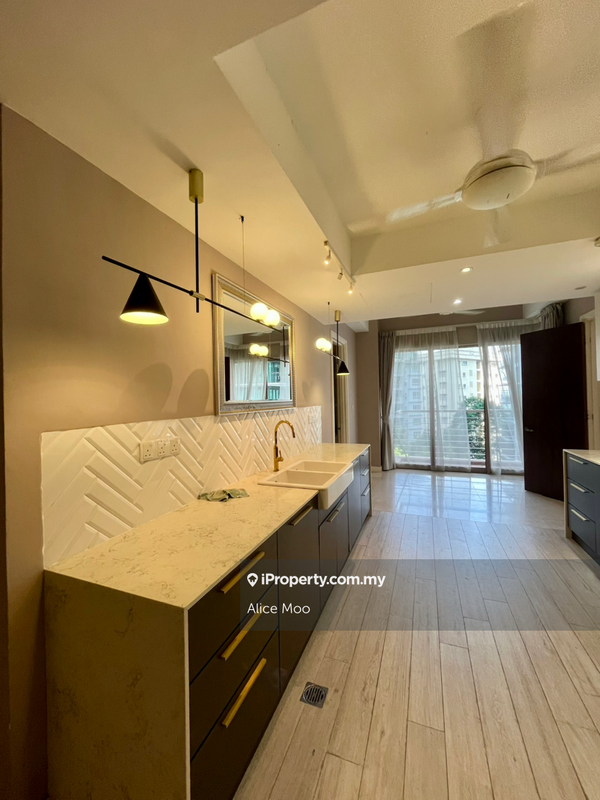 For Rent - Hampshire Park Condominium