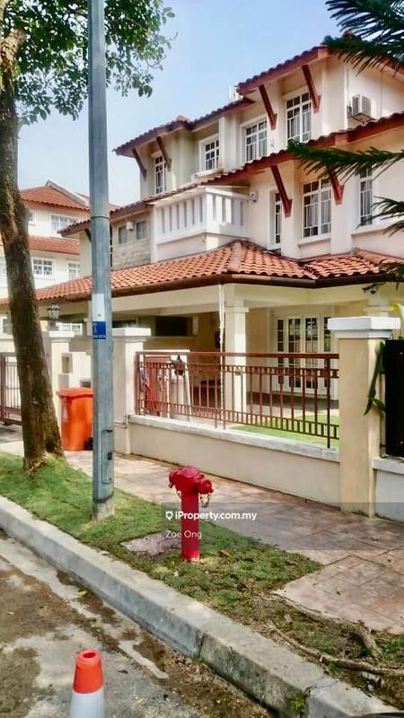 Rumah Berkembar untuk Dijual di Kota Damansara, Selangor oleh Zoe Ong - iProperty.com.my