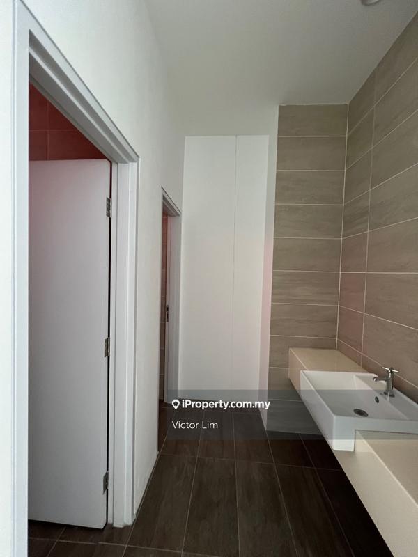 Pejabat untuk Disewa di Golden Triangle, KL City Centre oleh Victor Lim - iProperty.com.my