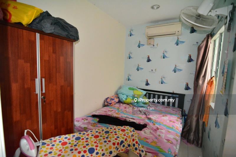 Rumah Bandar untuk Dijual di ut2ph, Tanjong Duabelas oleh Steven Tan - iProperty.com.my