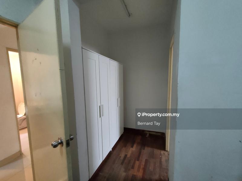 Condominium for Sale in Savanna Condominium by Bernard Tay - iProperty.com.my