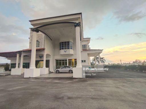 For Sale - Ayer Molek Bungalow For Sale