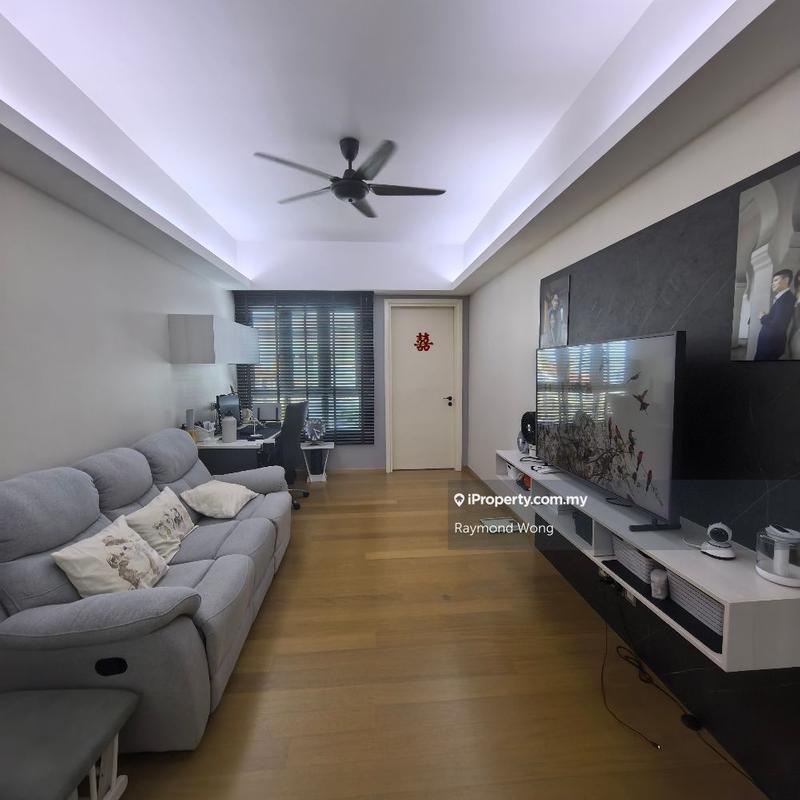 For Sale - Tiffani Kiara