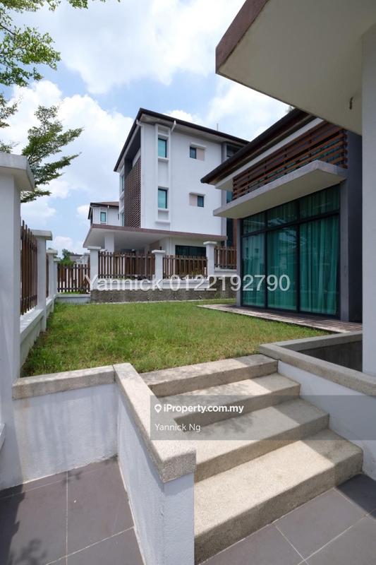 Bungalow House for Sale in Subang Bestari, Shah Alam by Yannick Ng - iProperty.com.my