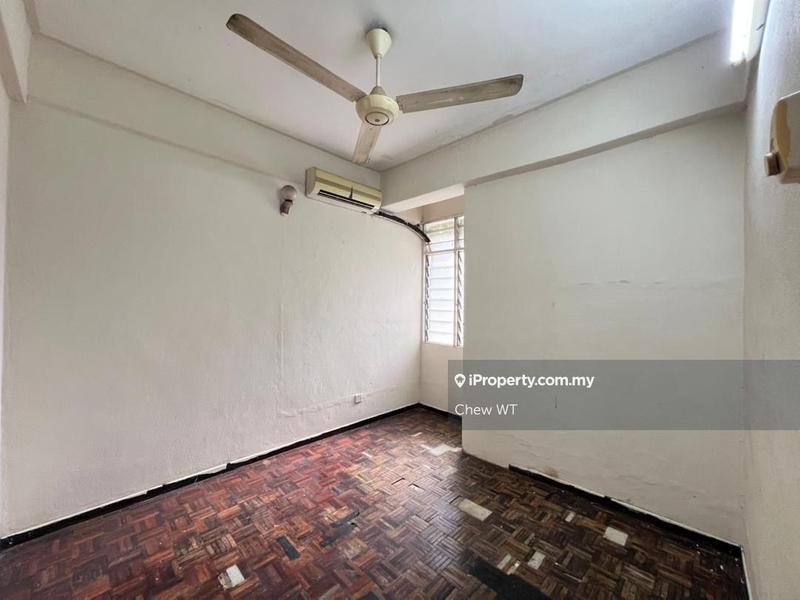 For Sale - Limau Manis