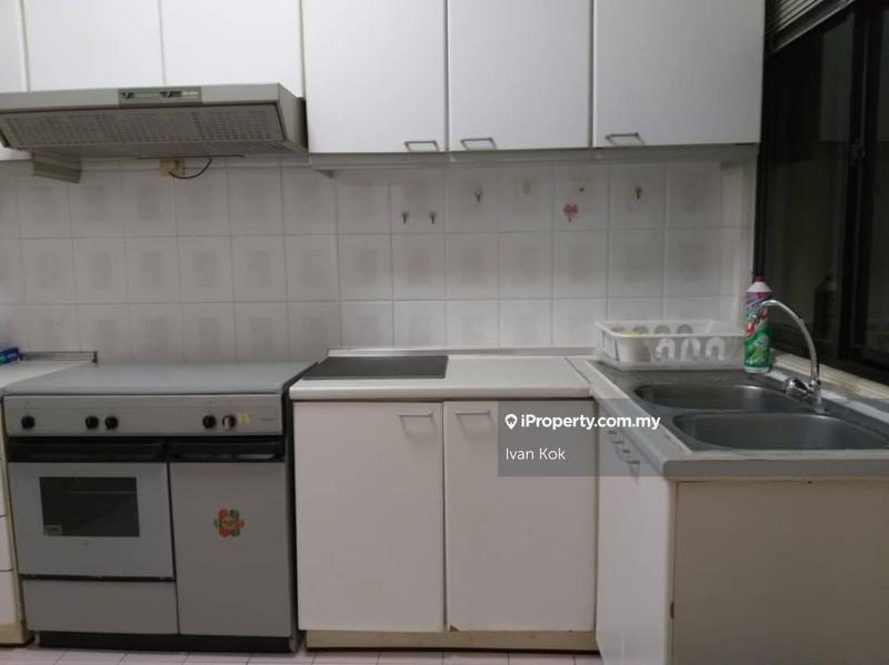 Kondominium untuk Dijual di Mutiara Oriental oleh Ivan Kok - iProperty.com.my