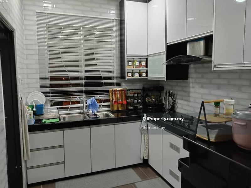 Rumah Berangkai 2 Tingkat untuk Dijual di Taman Semenyih Mewah, Semenyih oleh Bernard Tay - iProperty.com.my