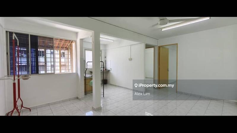 Flat for Rent in Desa Petaling Flat by Alex Lim - iProperty.com.my