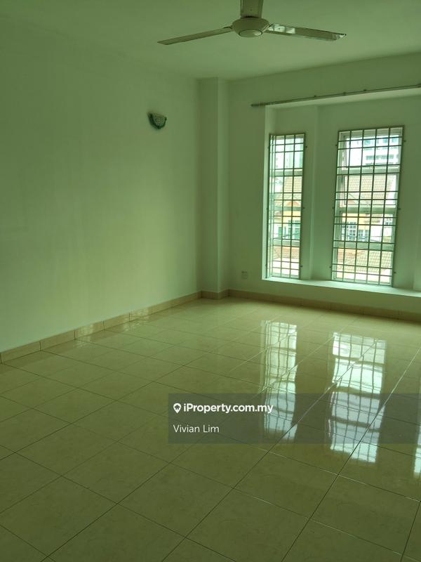Rumah Teres 3-Tingkat untuk Dijual di Bukit Jambul, Bayan Lepas oleh Vivian Lim - iProperty.com.my