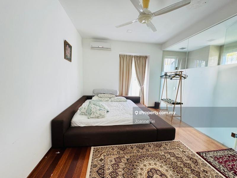 Bungalow House for Sale in Lakefront Villa, Cyberjaya by Joanne Tei - iProperty.com.my