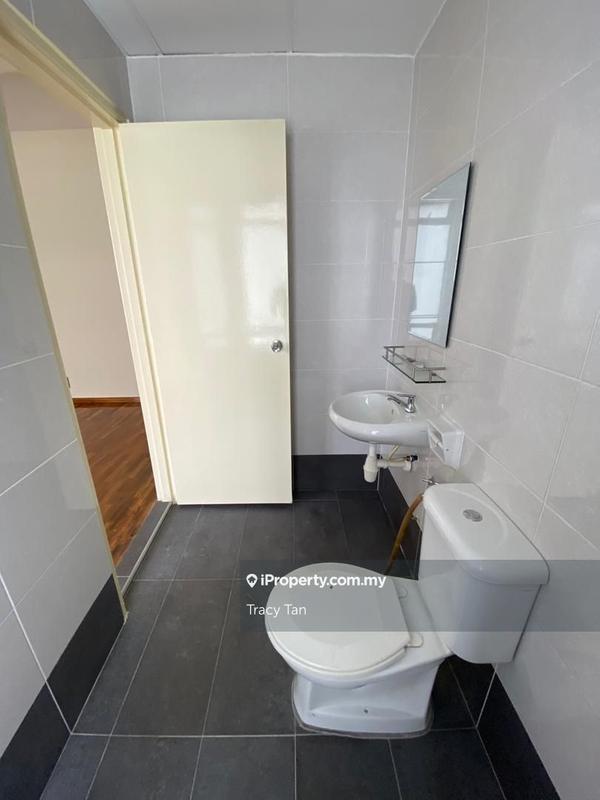 For Rent - Rivercity Condominium