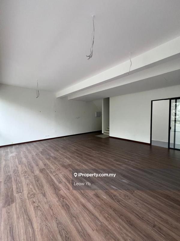 Rumah Berangkai 4 Tingkat untuk Dijual di Empire Residence, Damansara Perdana, Damansara Perdana oleh Leow Yb - iProperty.com.my