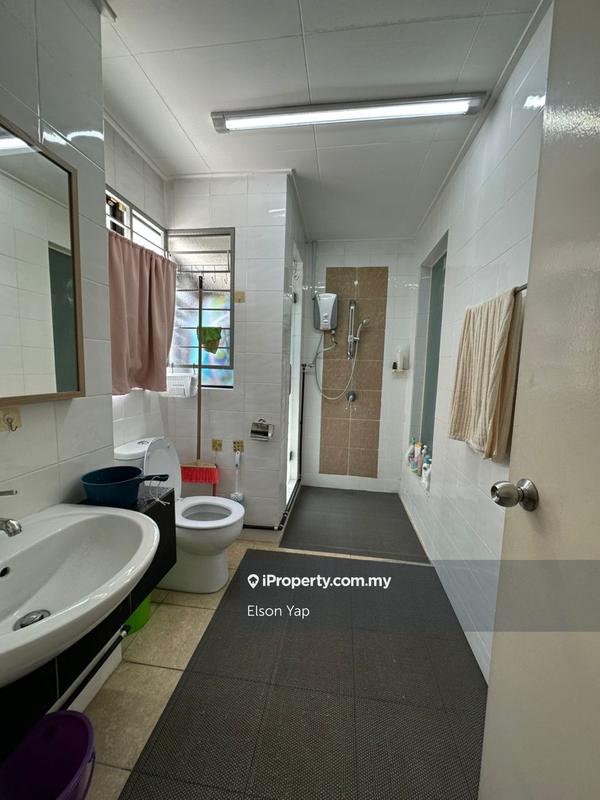 Rumah Teres 2.5-Tingkat untuk Dijual di Sutera Damansara, Damansara Damai oleh Elson Yap - iProperty.com.my