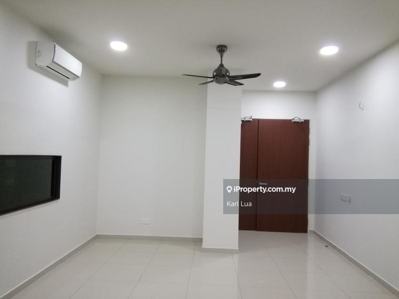 For Sale - The Rainz