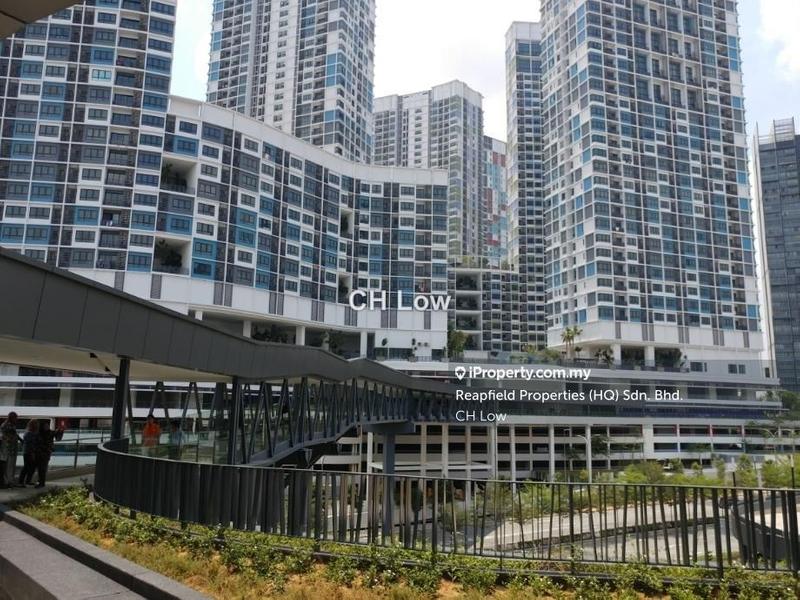 Kediaman Servis untuk Disewa di i-SOHO @ i-City oleh CH Low - iProperty.com.my