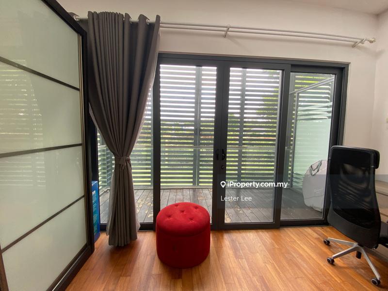 Bungalow House for Sale in Petaling Jaya, Selangor by Lester Lee - iProperty.com.my