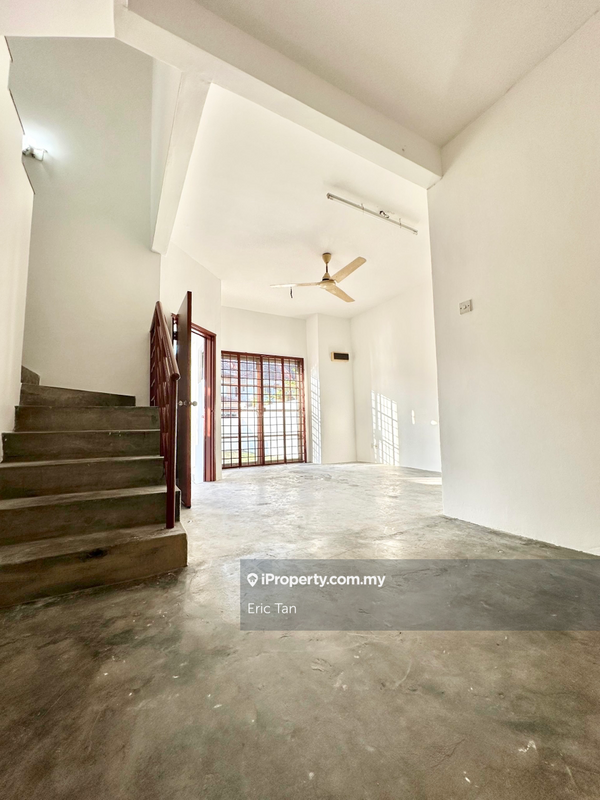 Rumah Teres untuk Dijual di Usj 12, Subang Jaya oleh Eric Tan - iProperty.com.my