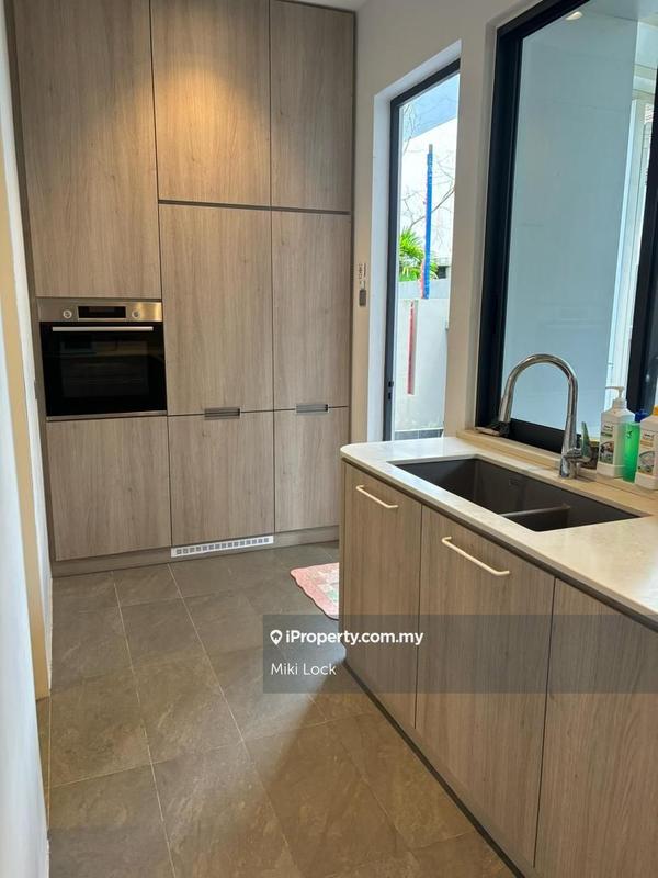 Bungalow House for Sale in Seputeh Garden, Seputeh by Miki Lock - iProperty.com.my