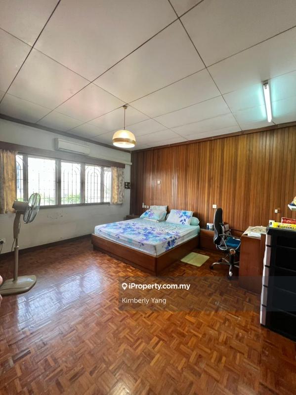 Banglo untuk Dijual di TAMAN DESA-WELL DESIGNED HOUSE, NICE VIEWS!, Taman Desa oleh Kimberly Yang - iProperty.com.my