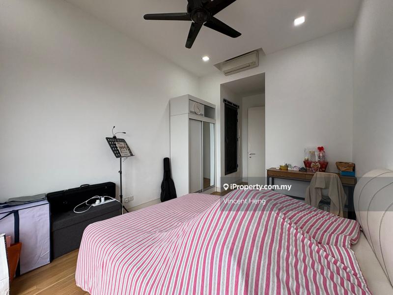 For Sale - Arnica @ Tropicana Gardens