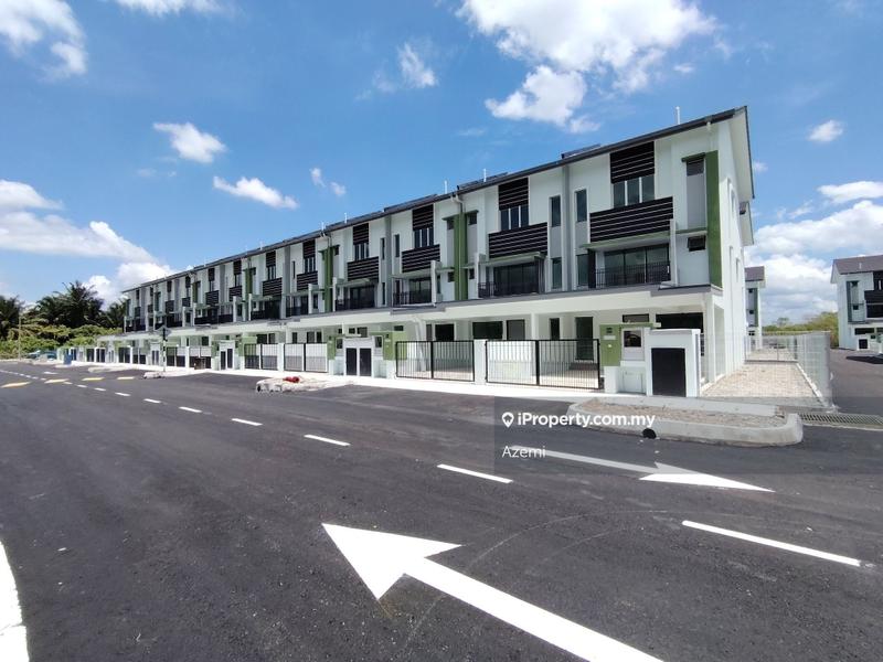 Rumah Teres 3-Tingkat untuk Dijual di Antara Gapi, Ulu Yam oleh Azemi - iProperty.com.my