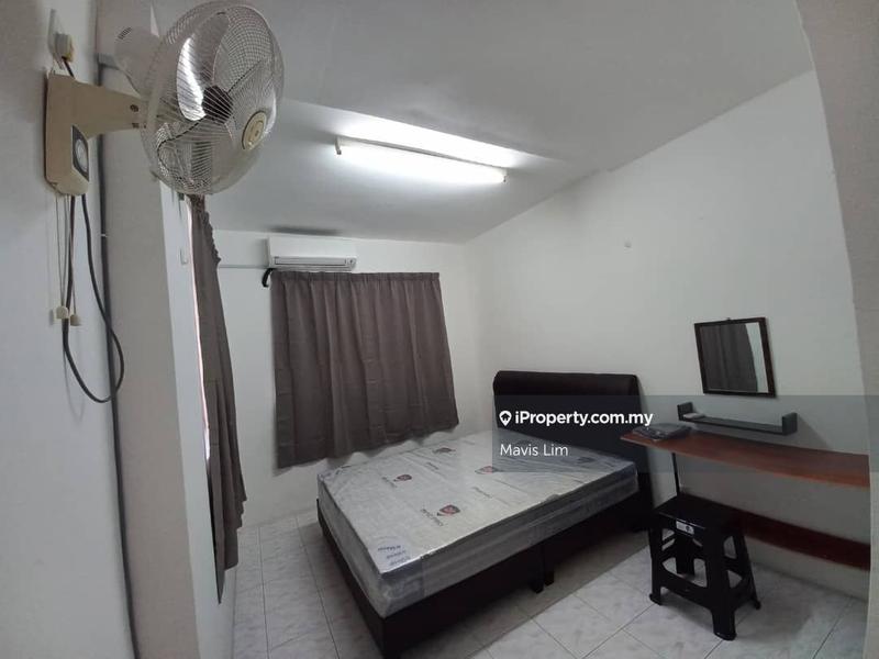 For Rent - Taman Kristal