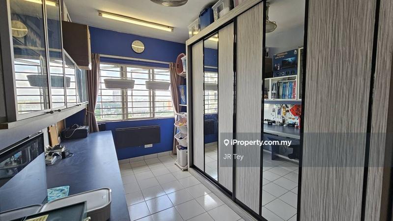 Residensi Servis untuk Dijual di Alam Idaman oleh JR Tey - iProperty.com.my