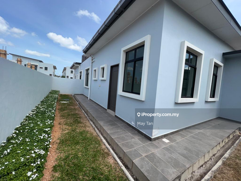 Semi-Detached House for Sale in Taman Setia Mutiara, Kluang by May Tan - iProperty.com.my