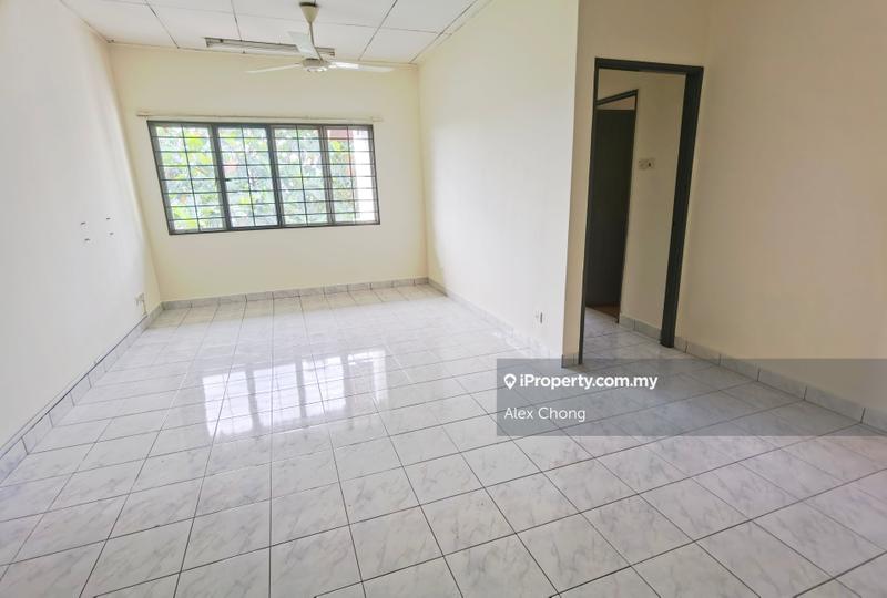 For Sale - Paradesa Tropica