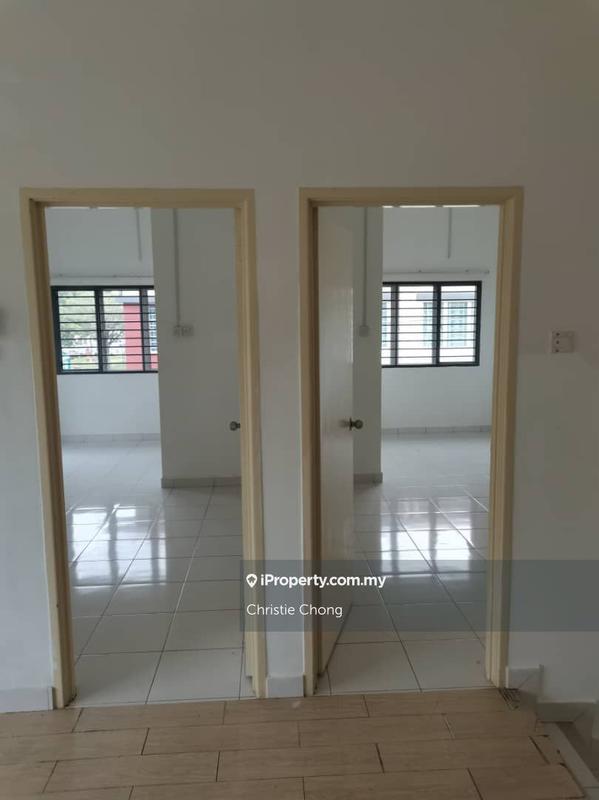 Rumah Berangkai 2 Tingkat untuk Dijual di Taman Desa Jati, Jati Heights, USIM, Nilai oleh Christie Chong - iProperty.com.my