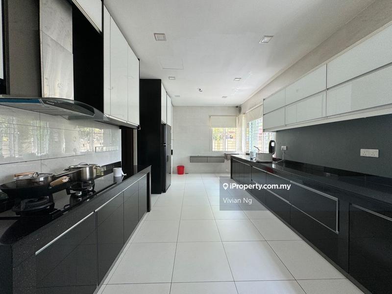 Bungalow House for Sale in Batu 9, Cheras by Vivian Ng - iProperty.com.my