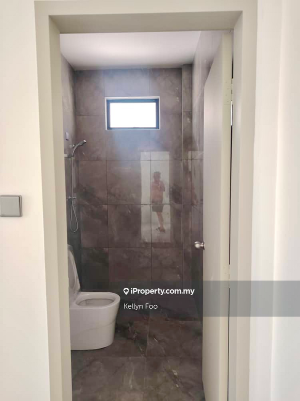 Cluster House for Sale in f8l85, Jasin by Kellyn Foo - iProperty.com.my