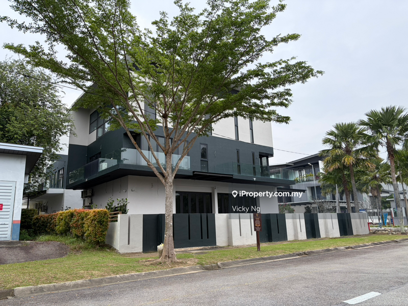 Banglo untuk Dijual di Perdana Lakeview East, Cyberjaya oleh Vicky Ng - iProperty.com.my