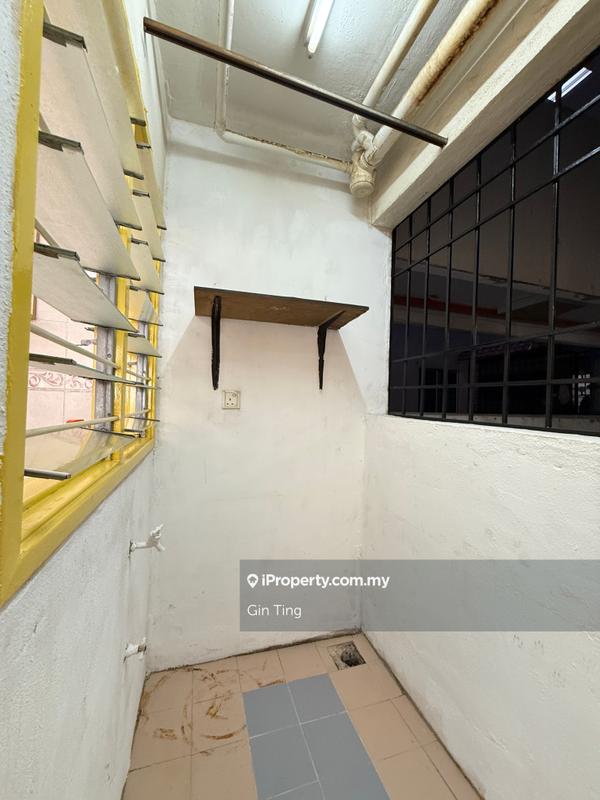 Pangsapuri untuk Dijual di Flora Damansara Apartment oleh Gin Ting - iProperty.com.my