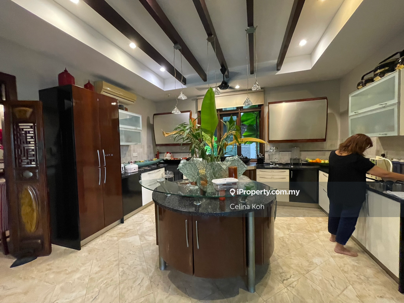 Bungalow House for Sale in Sierramas, Sungai Buloh by Celina Koh - iProperty.com.my